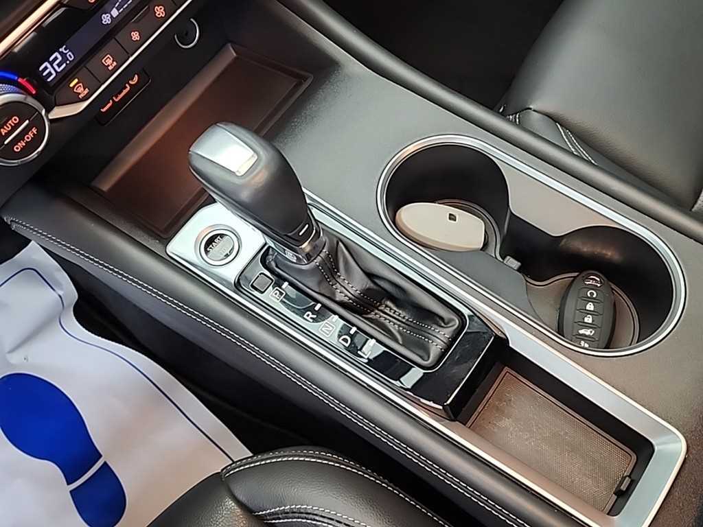 Nissan Altima - Vista 8