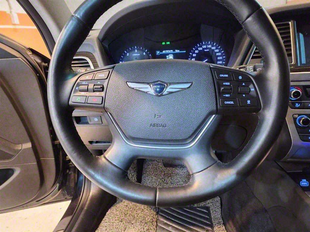 Genesis G80 - Vista 7