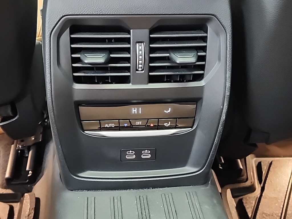 BMW 3 series 2023 - Importación desde Corea - HF Imports Iquique - Foto 13