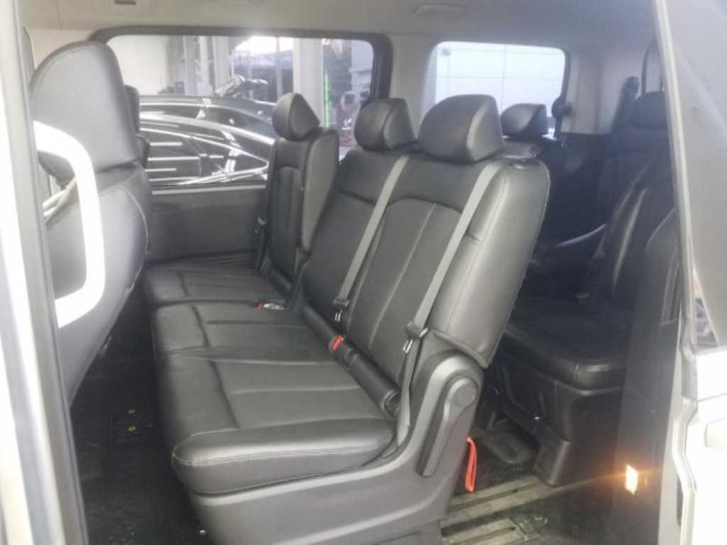 HYUNDAI Staria - Vista 6