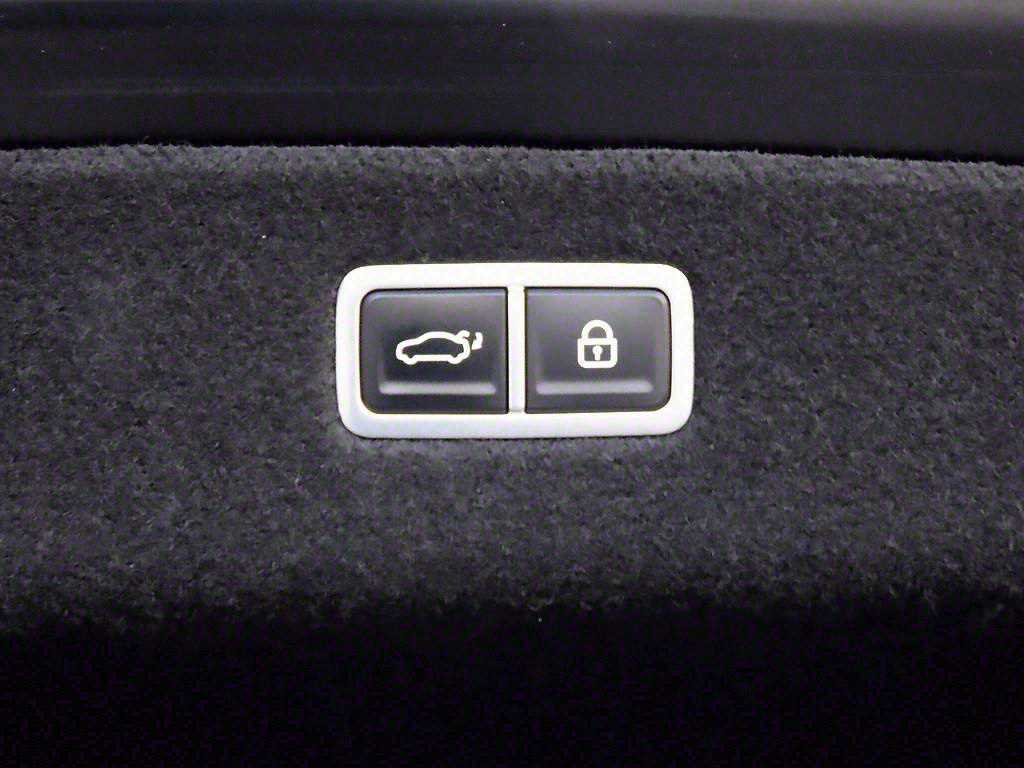 Genesis G90 2022 Negro - Importación desde Corea - HF Imports Iquique - Foto 16