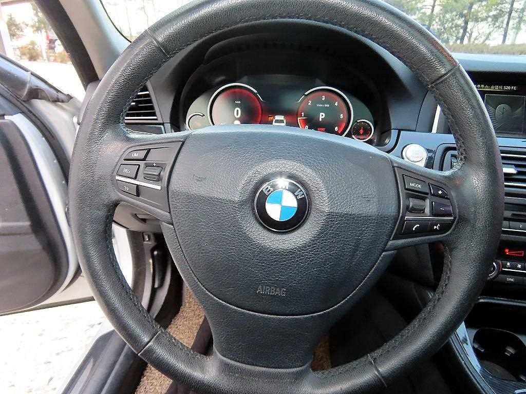BMW 5 Series - Vista 8