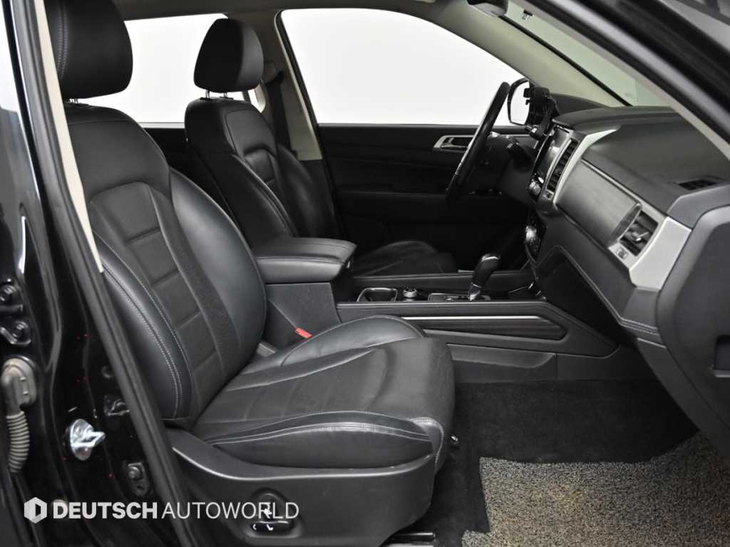 Ssangyong Rexton - Vista 10