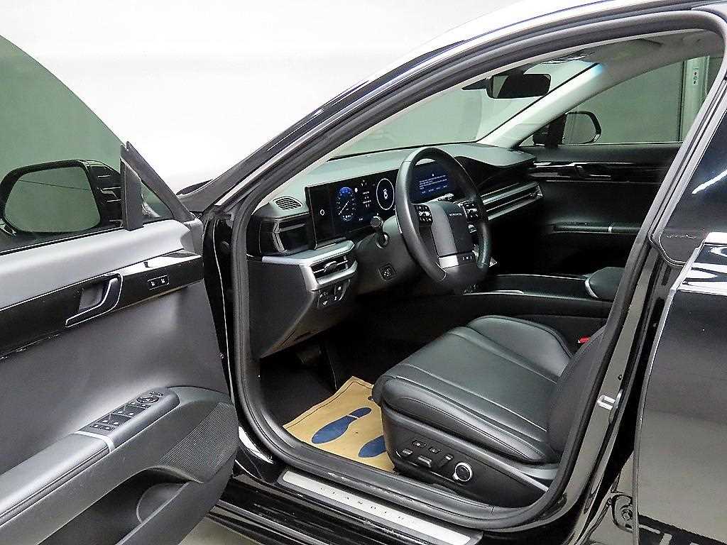 HYUNDAI Grandeur - Vista 5