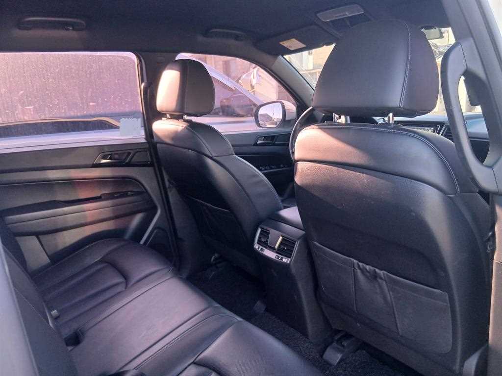 Ssangyong Rexton 2020 Blanco - Importación desde Corea - HF Imports Iquique - Foto 16