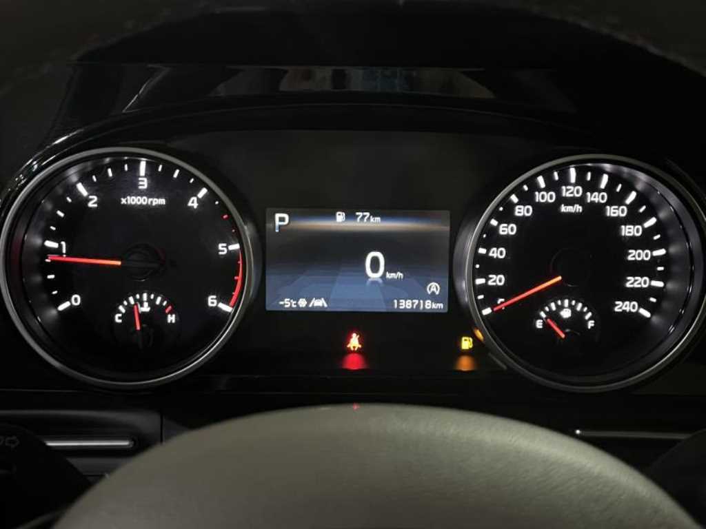 KIA Carnival 2021 Negro - Importación desde Corea - HF Imports Iquique - Foto 18