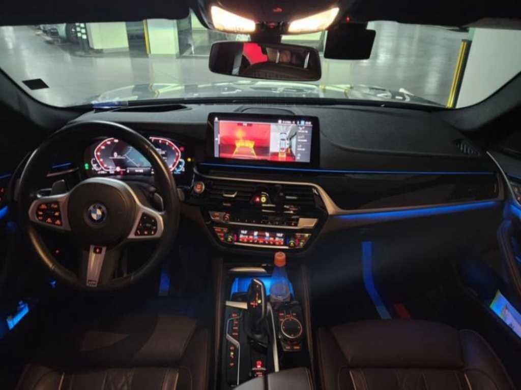 BMW 5 Series - Vista 8