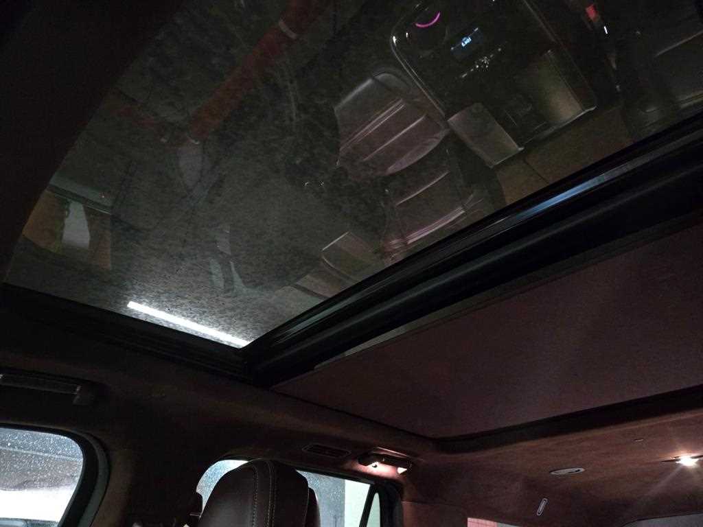 Lincoln Navigator - Vista 11