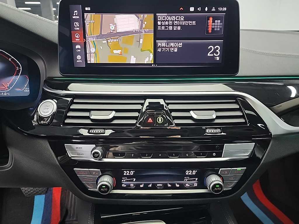 BMW 5 Series - Vista 10