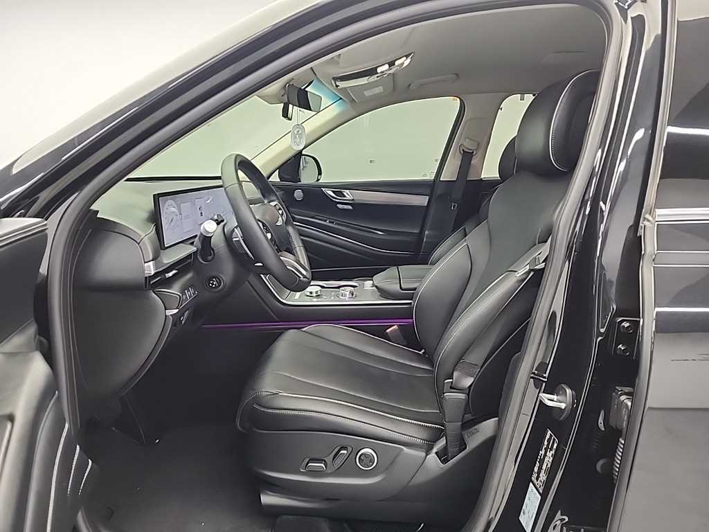 Genesis GV80 - Vista 11