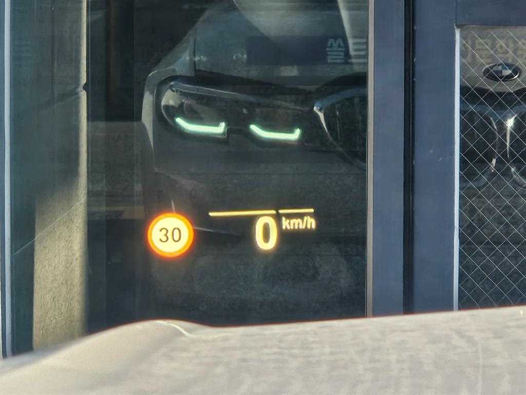 BMW 3 series 2021 Blanco - Importación desde Corea - HF Imports Iquique - Foto 16