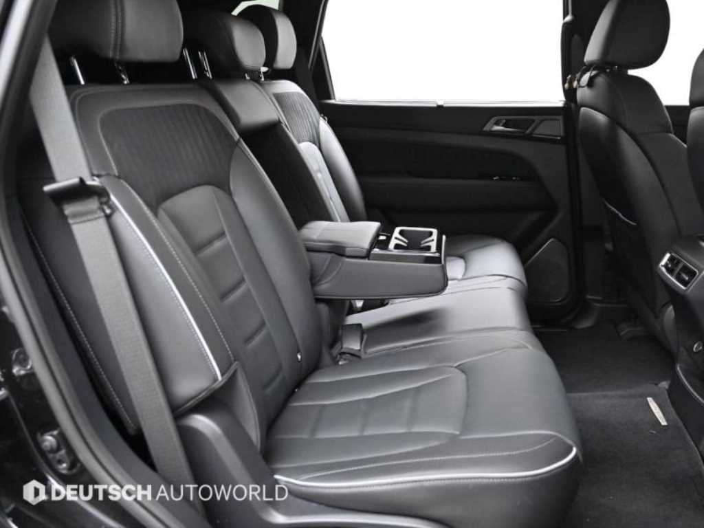 Ssangyong Rexton - Vista 12