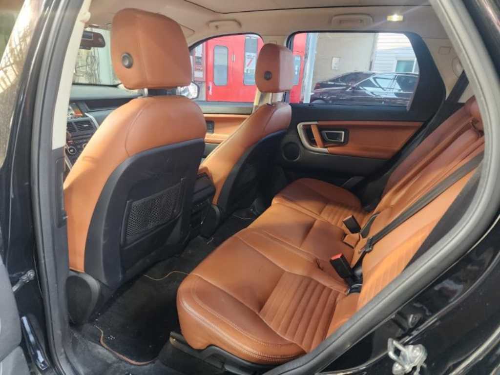 Land Rover Discovery Sports 2017 Negro - Importación desde Corea - HF Imports Iquique - Foto 18