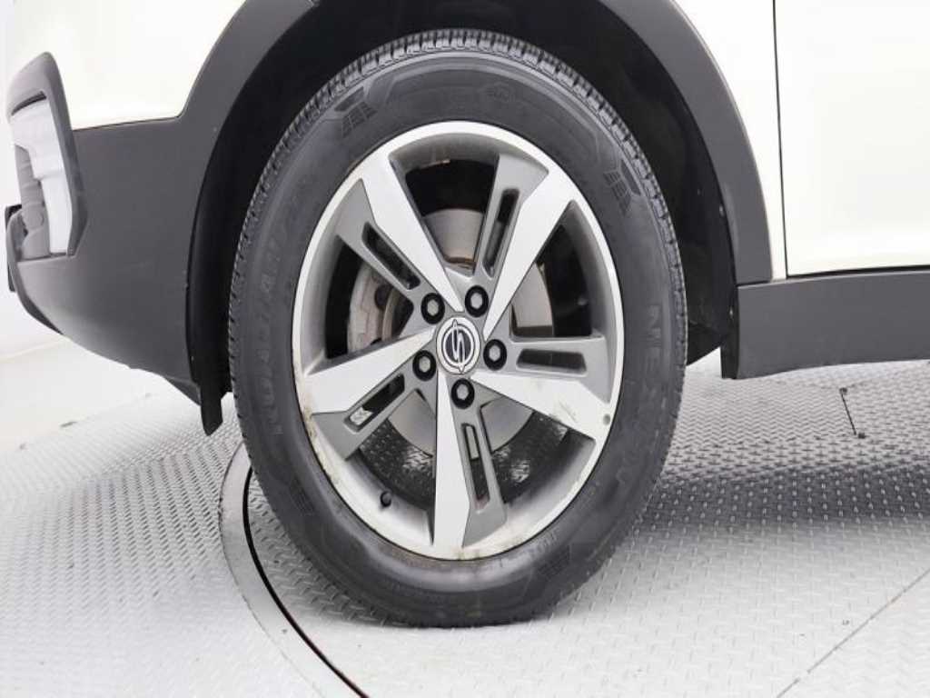 Ssangyong Korando - Vista 5