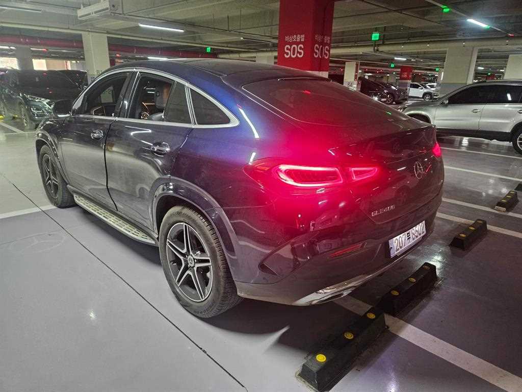 Mercedes Benz GLE Class - Vista 5