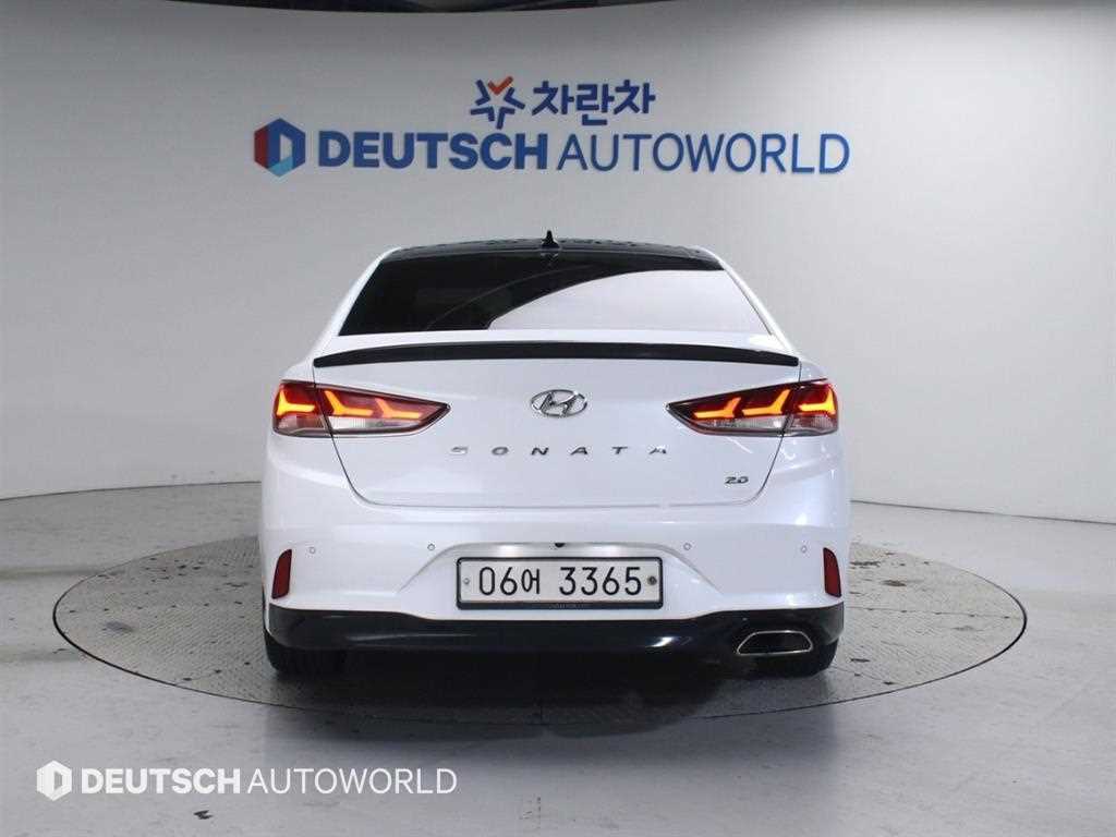 HYUNDAI Sonata - Vista 5