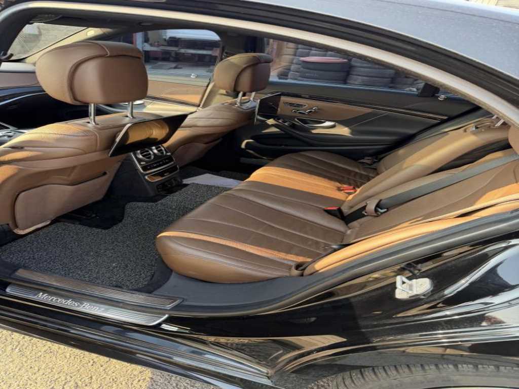 Mercedes Benz S Class - Vista 4