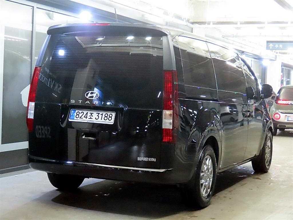 HYUNDAI Staria - Vista 4