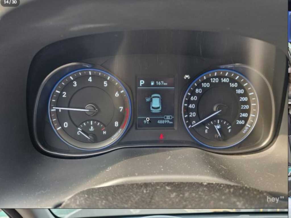 HYUNDAI Kona - Vista 7