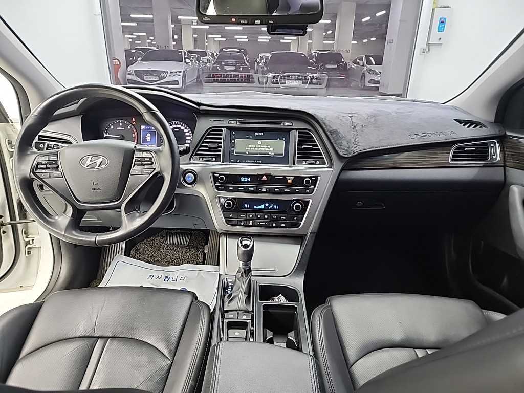 HYUNDAI Sonata - Vista 7