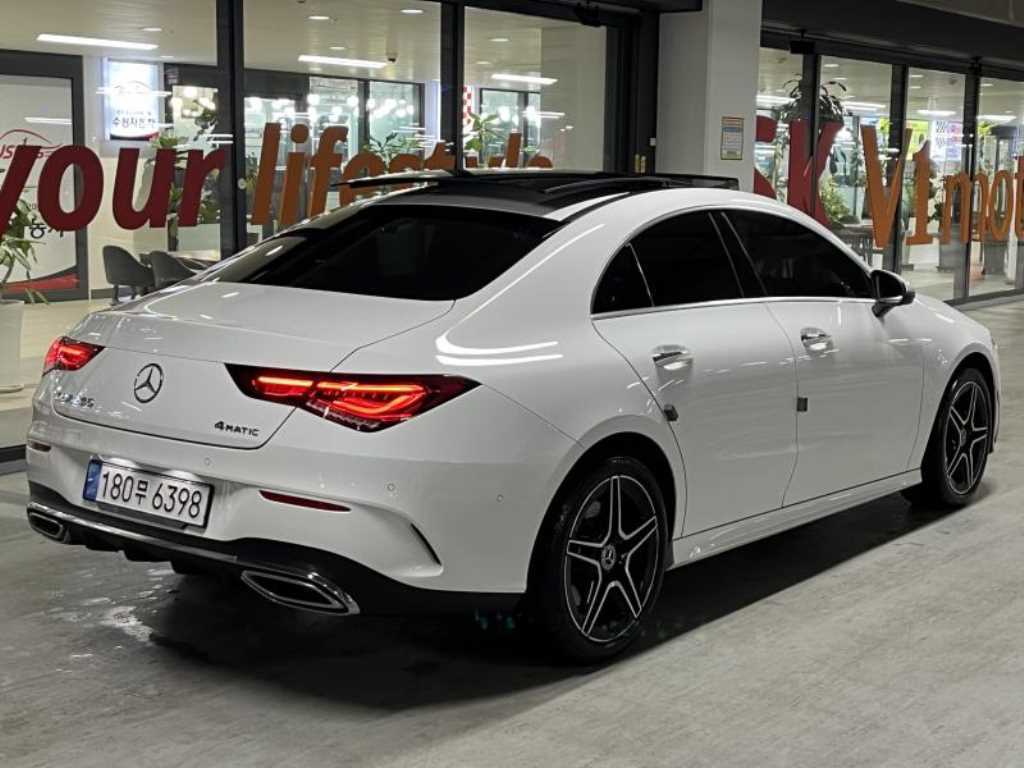 Mercedes Benz CLA Class - Vista 4
