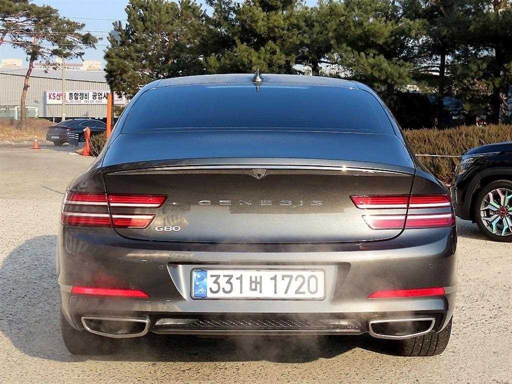 Genesis G80 - Vista 4