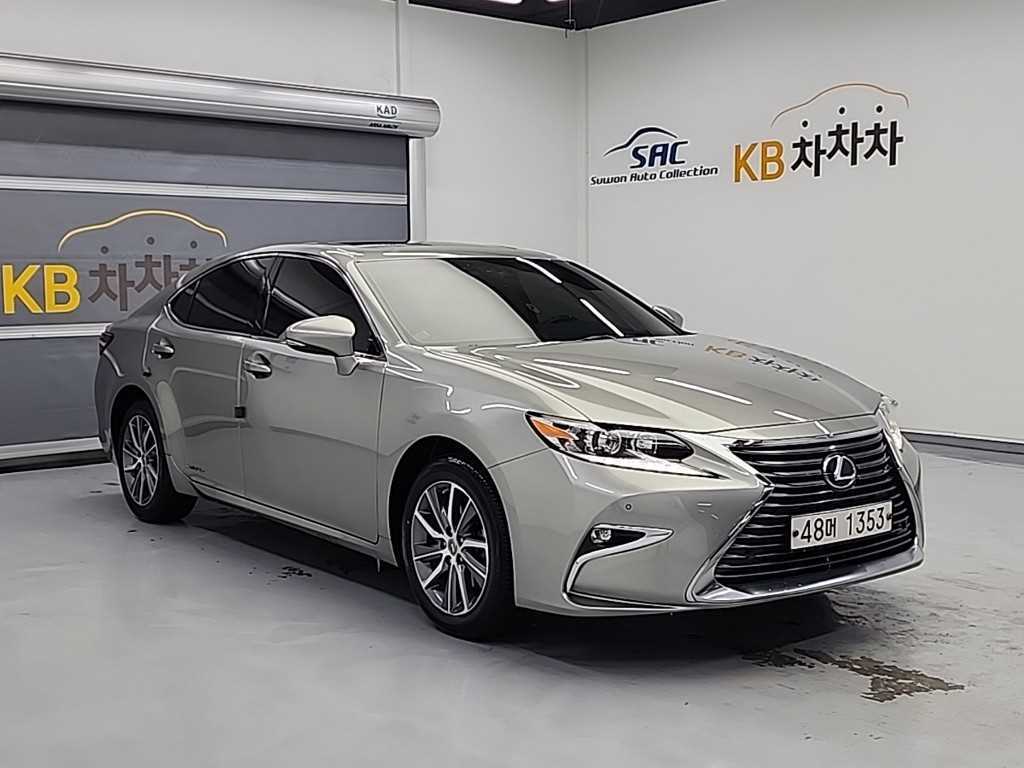 Lexus ES - Vista 4