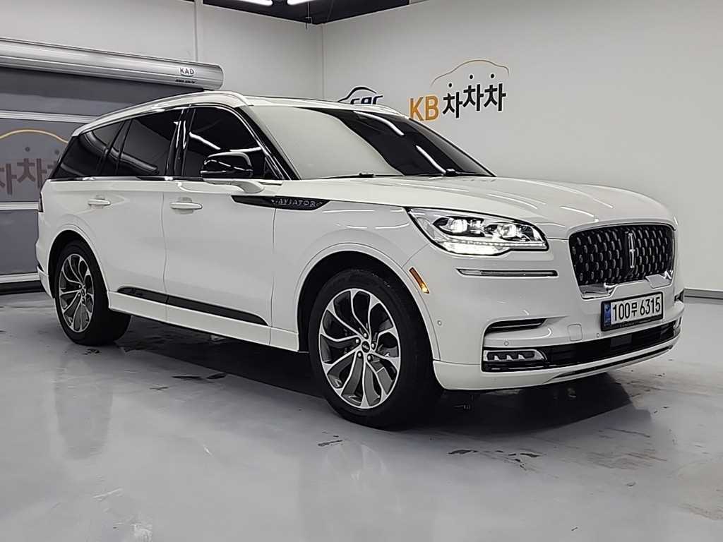 Lincoln Aviator - Vista 4