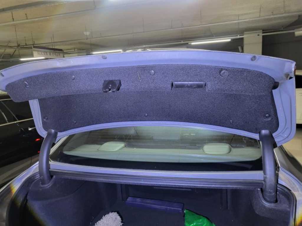 HYUNDAI Grandeur - Vista 12