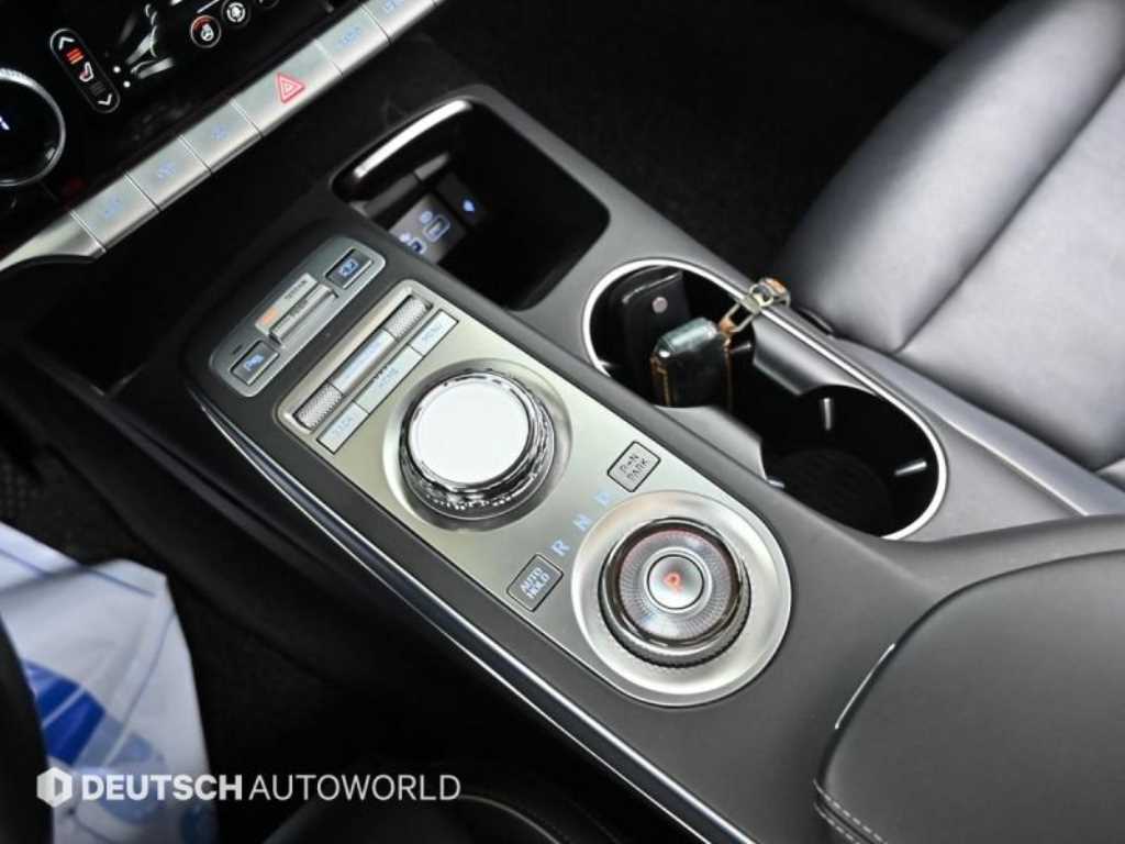 Genesis GV70 - Vista 9