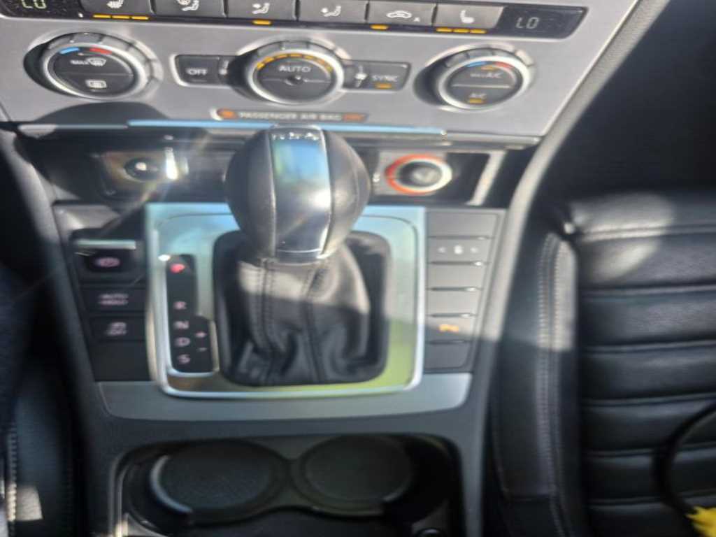 Volkswagen CC - Vista 9