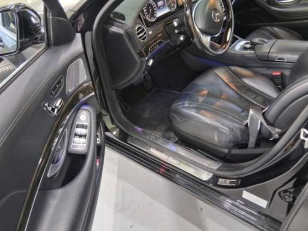 Mercedes Benz S Class - Vista 4