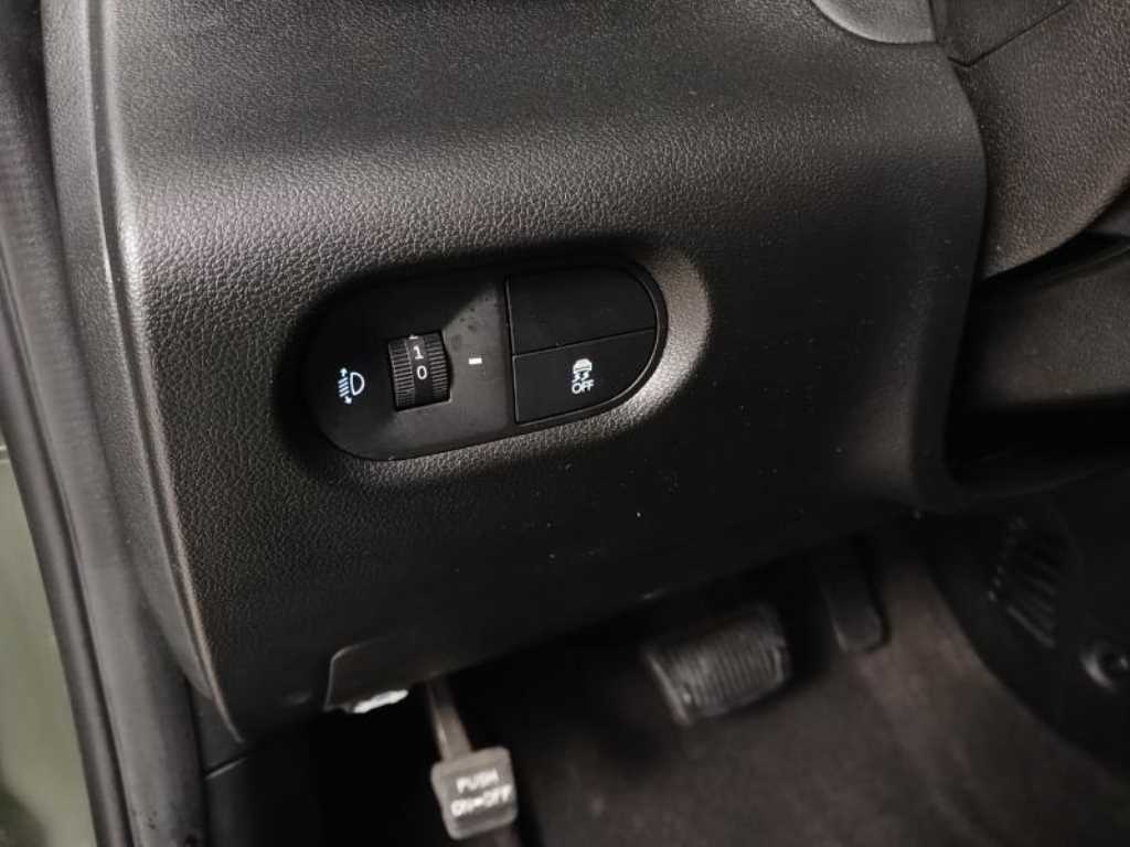 HYUNDAI Casper - Vista 12