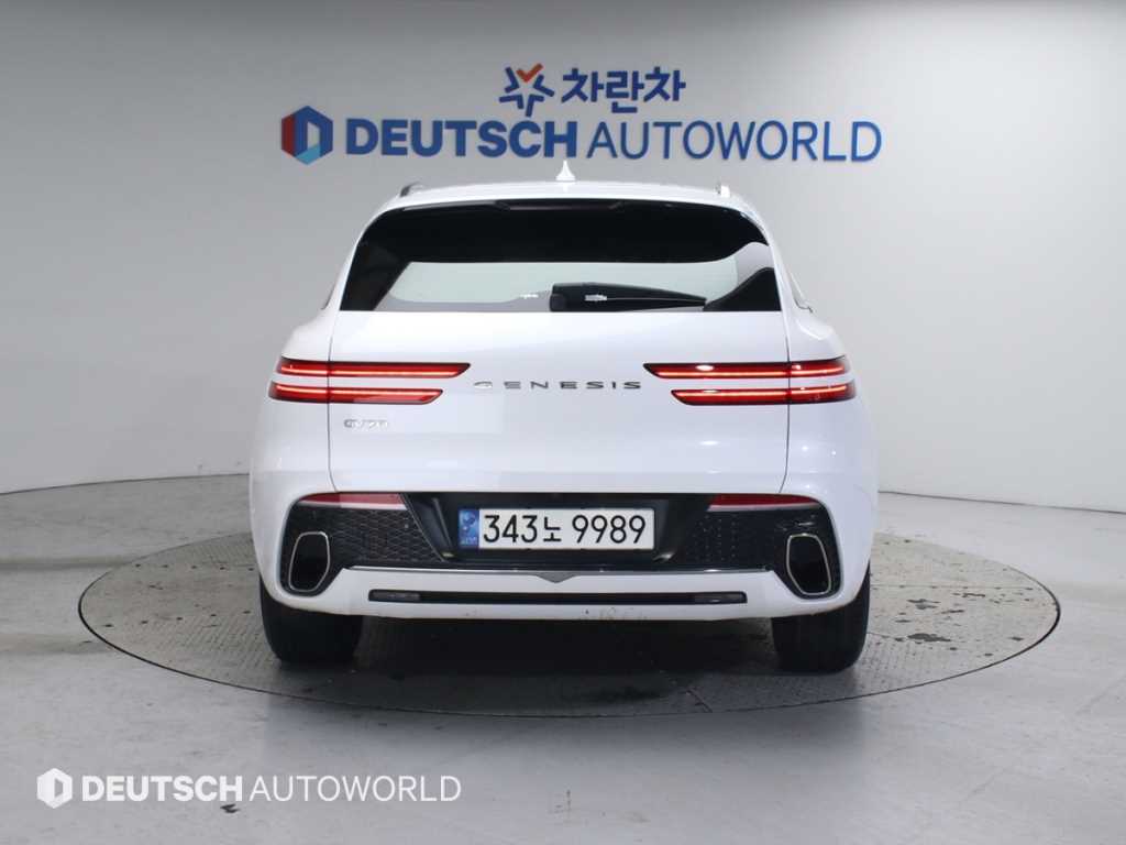 Genesis GV70 - Vista 4