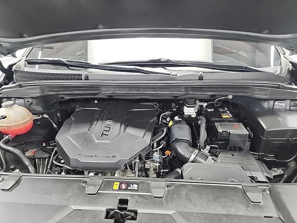 KIA Carnival - Vista 5