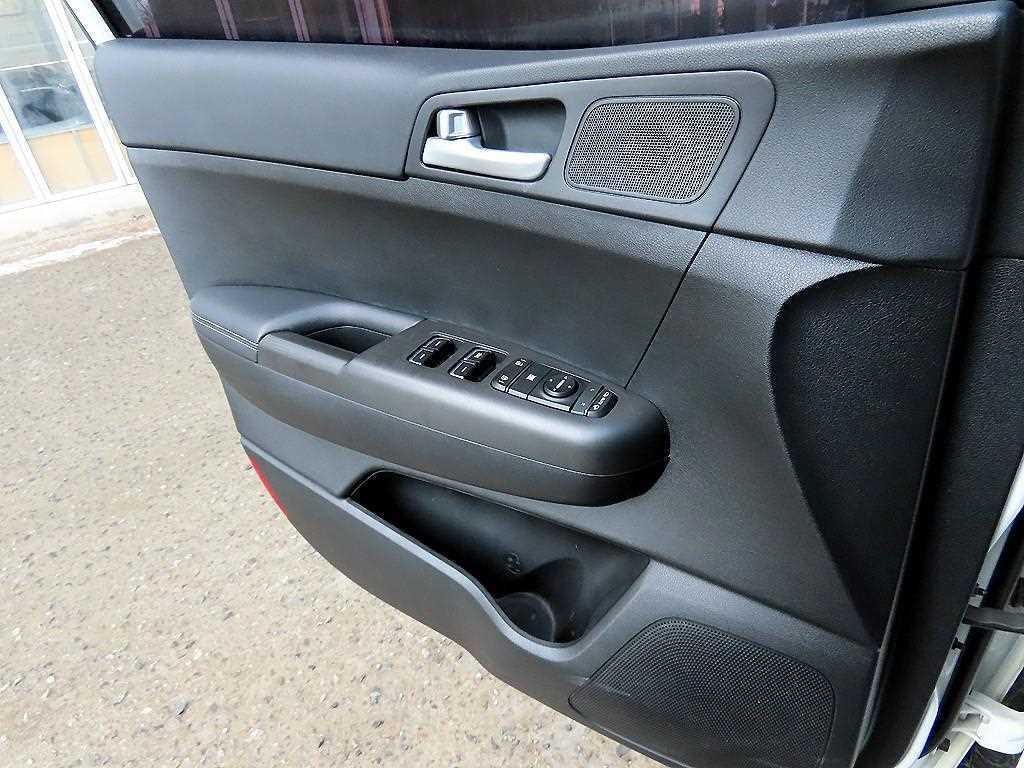 KIA Sportage - Vista 11