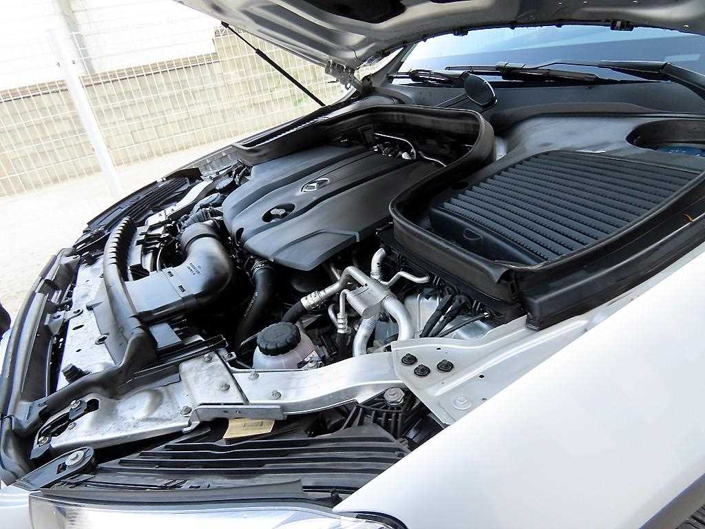 Mercedes Benz GLC Class 2017 Plateado - Importación desde Corea - HF Imports Iquique - Foto 19