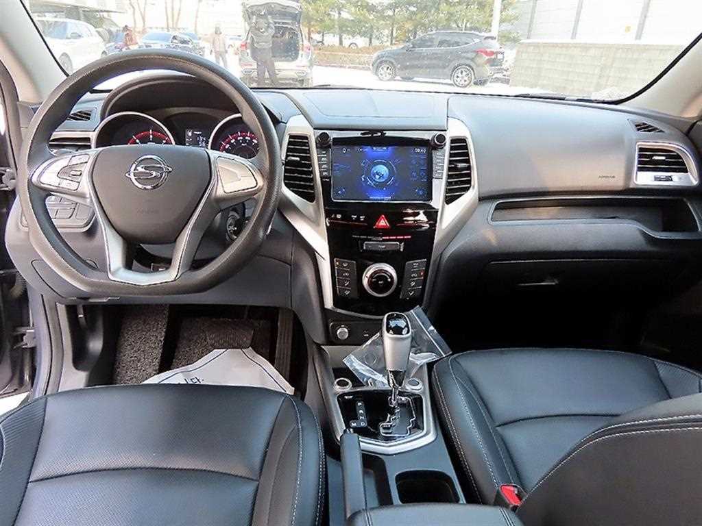 Ssangyong Tivoli - Vista 7