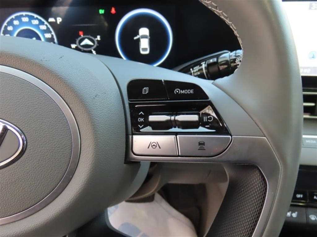 HYUNDAI Avante - Vista 11