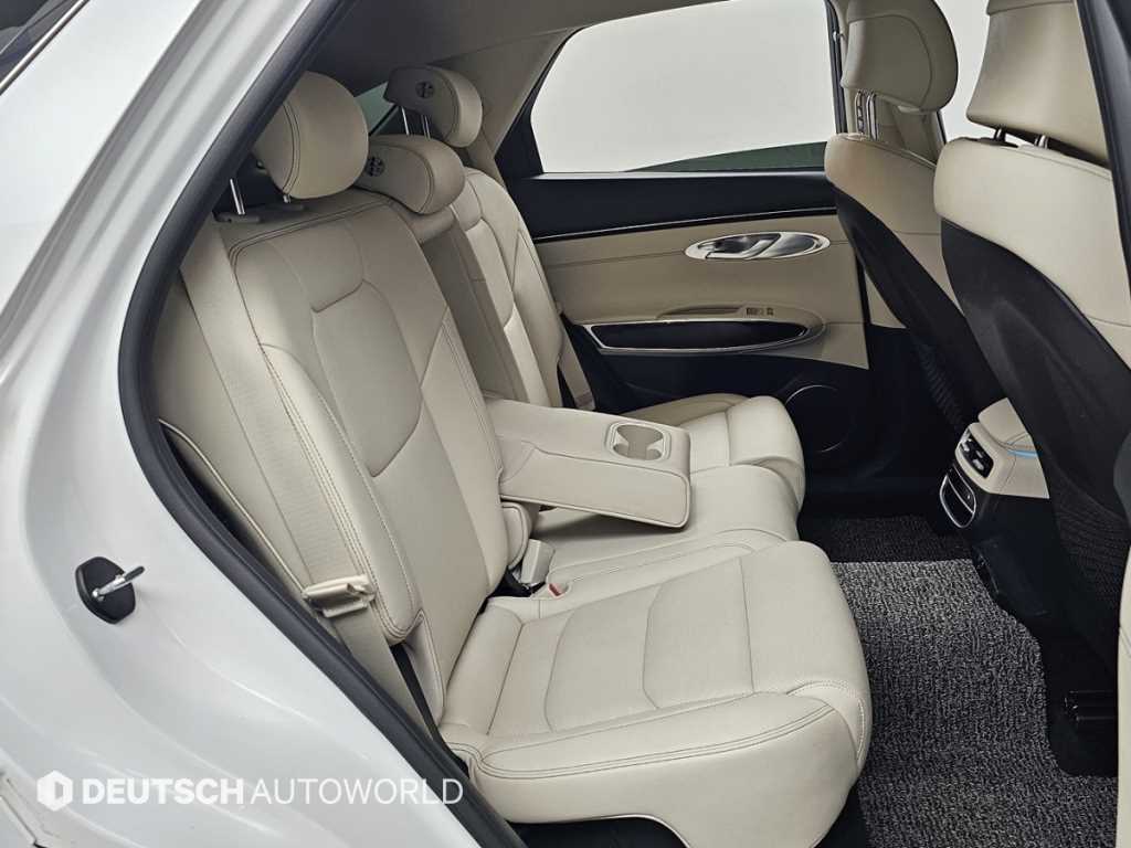 Genesis GV70 - Vista 12