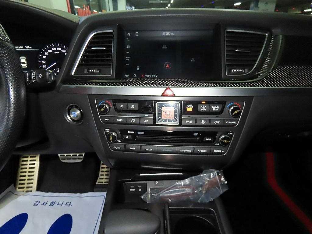 Genesis G80 - Vista 11