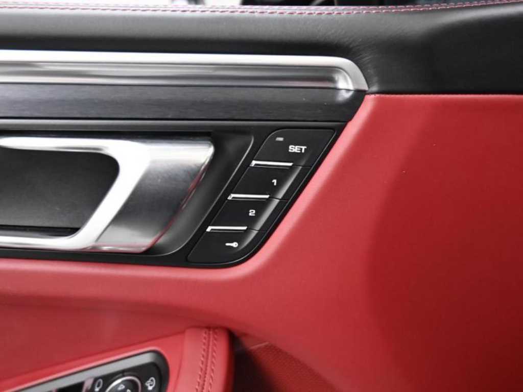 Porsche Macan 2023 Negro - Importación desde Corea - HF Imports Iquique - Foto 17