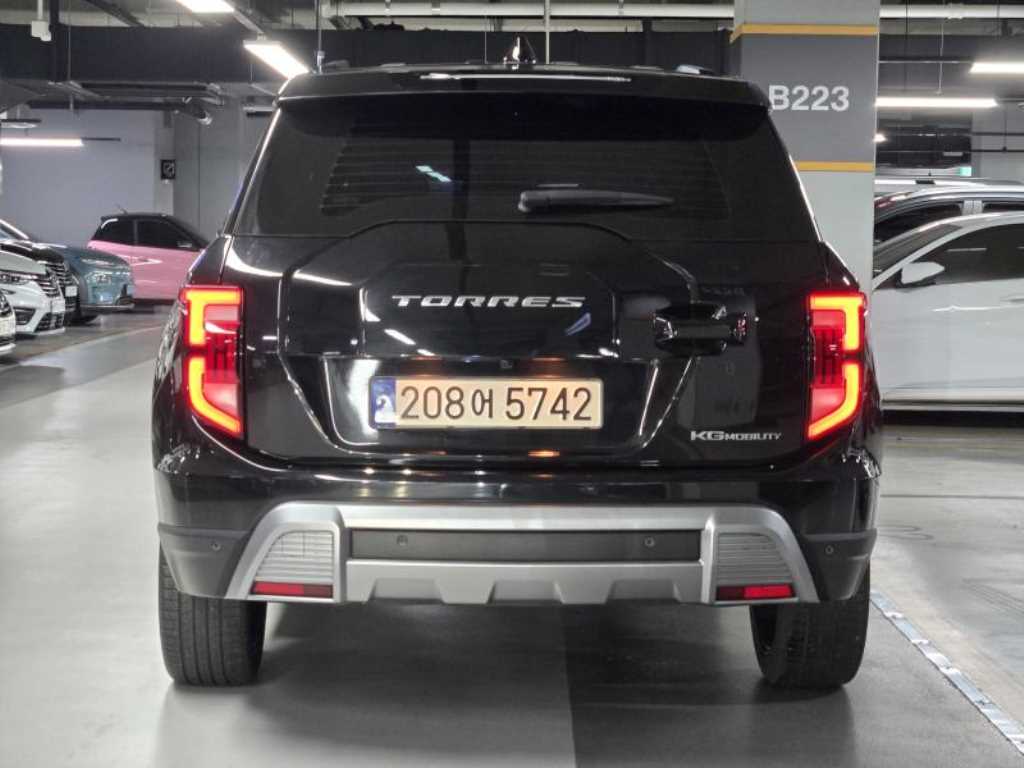 Ssangyong Torres - Vista 4