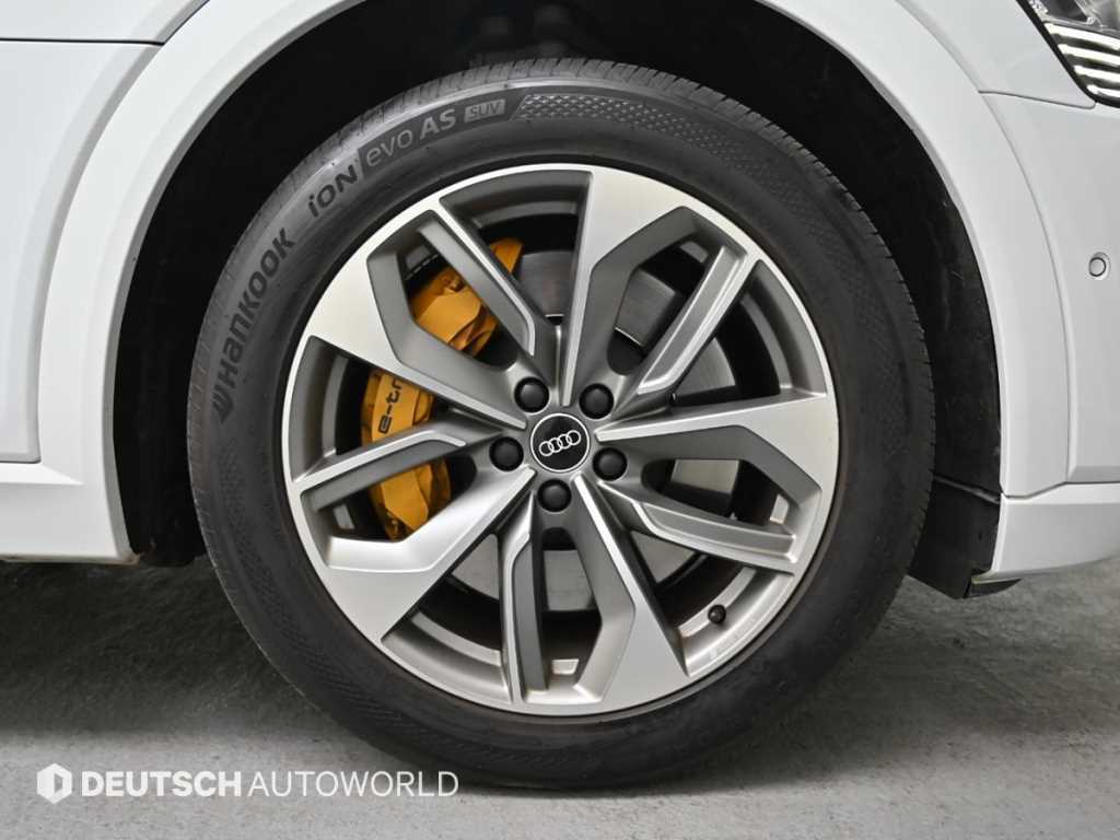 Audi e-Tron - Vista 6