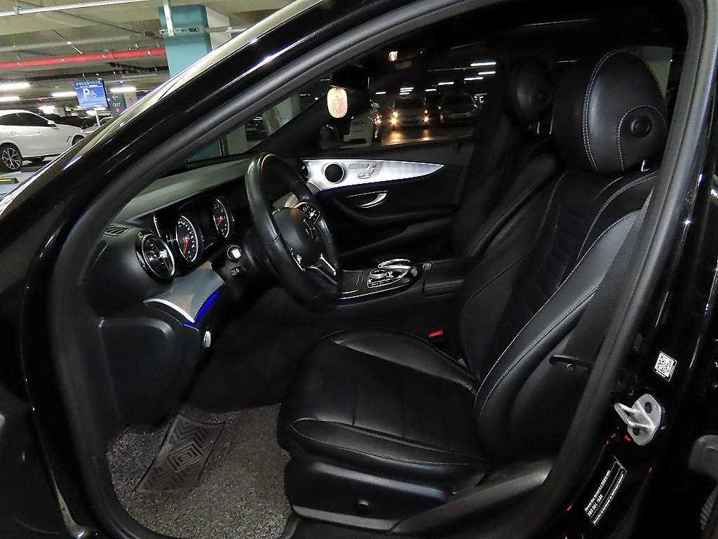 Mercedes Benz E class - Vista 6