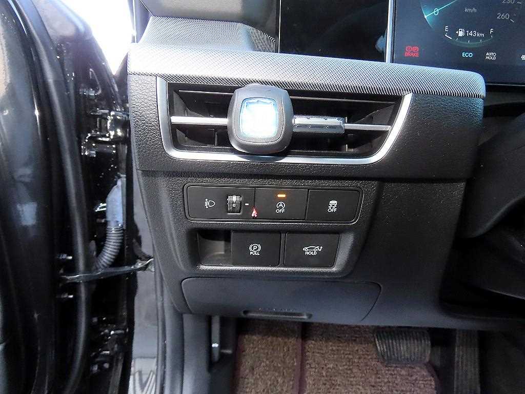 HYUNDAI Sonata - Vista 12