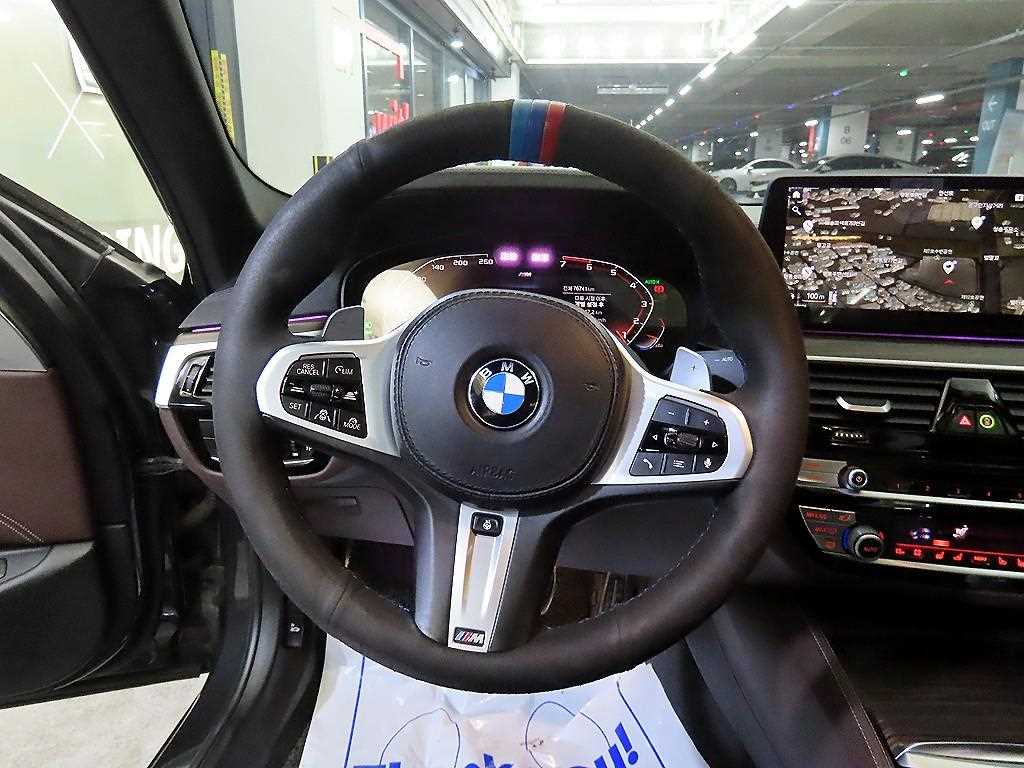 BMW 5 Series - Vista 8