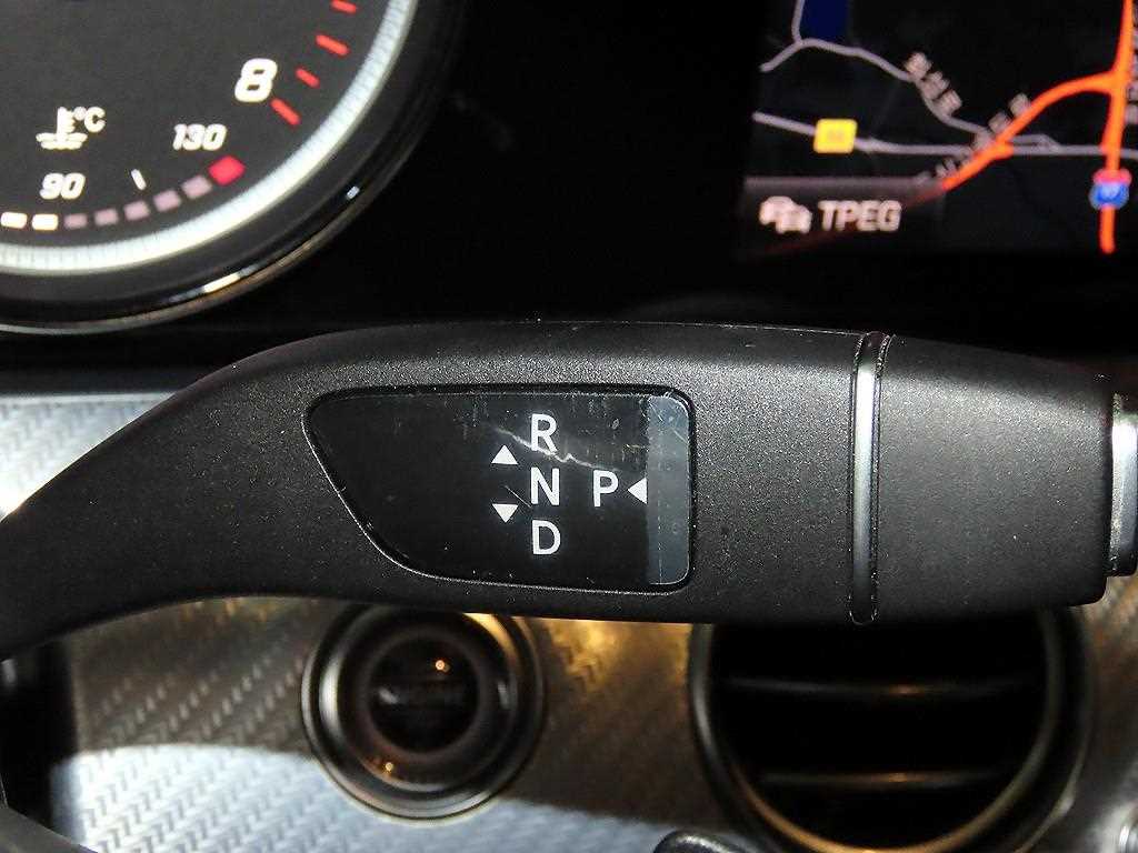 Mercedes Benz E class 2020 Negro - Importación desde Corea - HF Imports Iquique - Foto 13