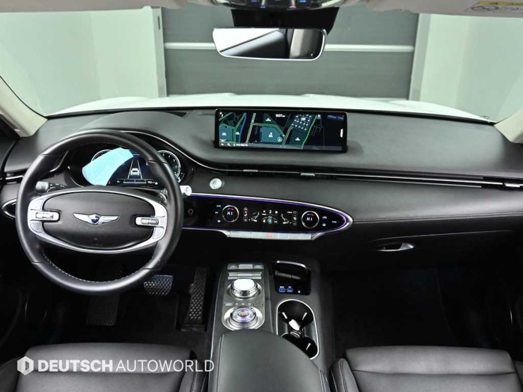 Genesis GV70 - Vista 7