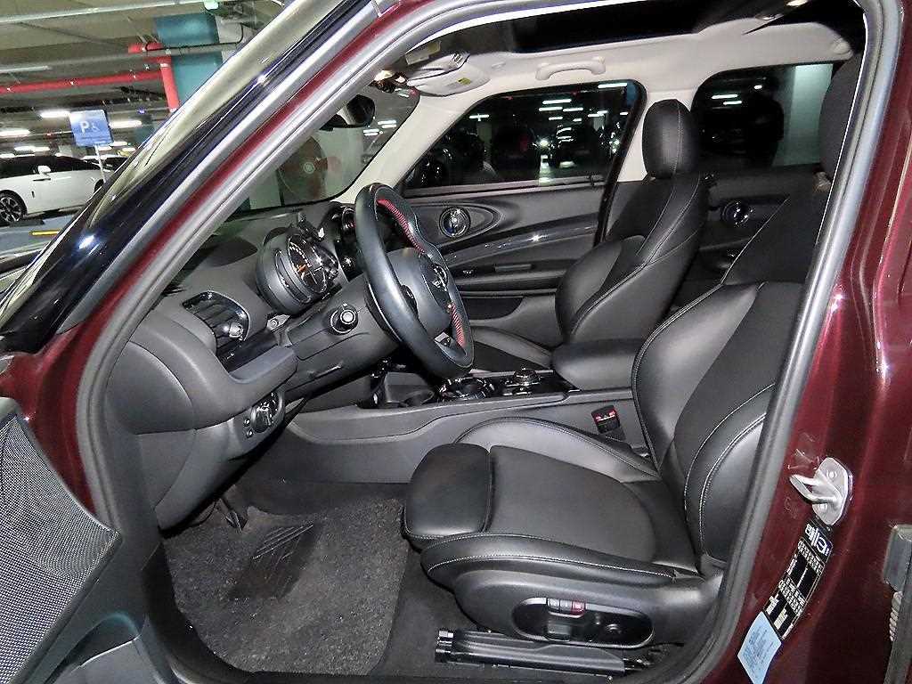 Mini Clubman - Vista 6